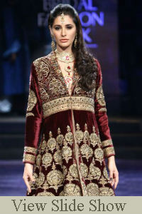 Nargif Fakhri was the show stopper for JJ Valaya on Day 6
